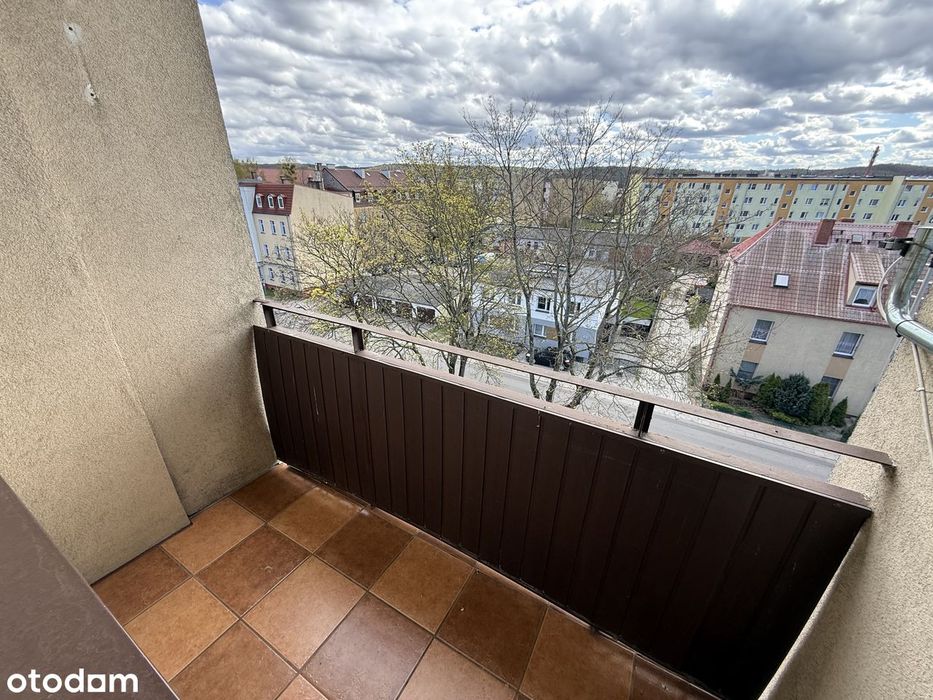 Mieszkanie w centrum blisko dworca z balkonem cena ważna do czerwca - Więcej
