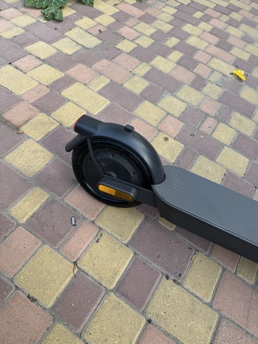 Електросамокат Xiaomi Electric Scooter 5