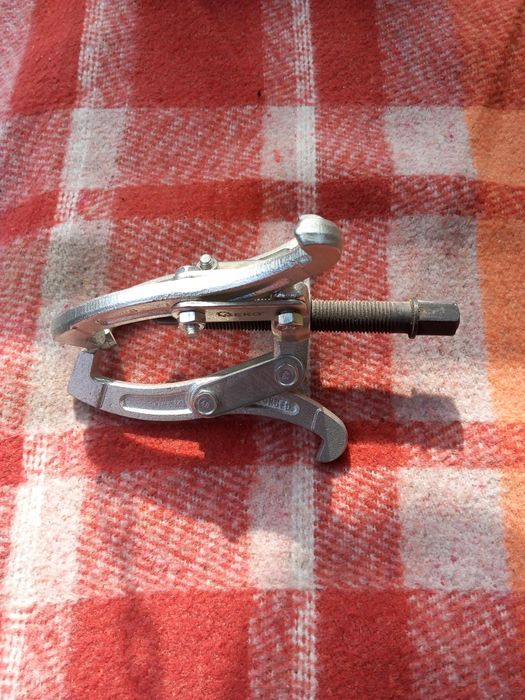 Szczągacz do łożysk.