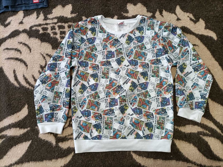 Três peças de roupa da MARVEL para criança (1 hoodie + 2 camisolas)