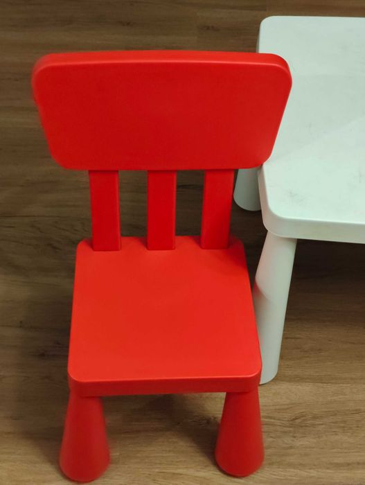 Stolik mammut + 2 krzesełka