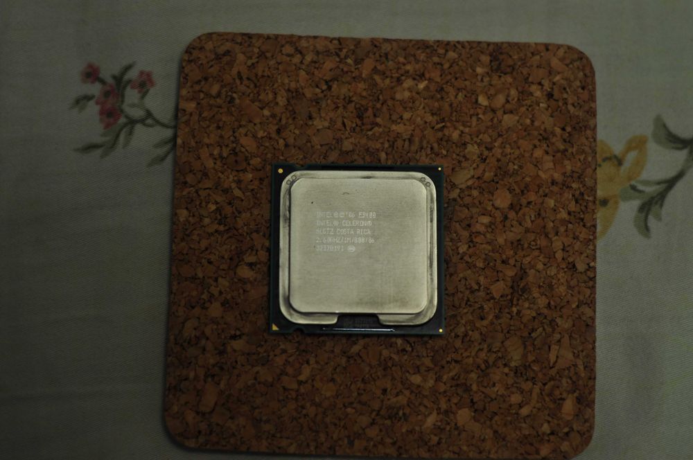 Комплектующие для компьютера процессор