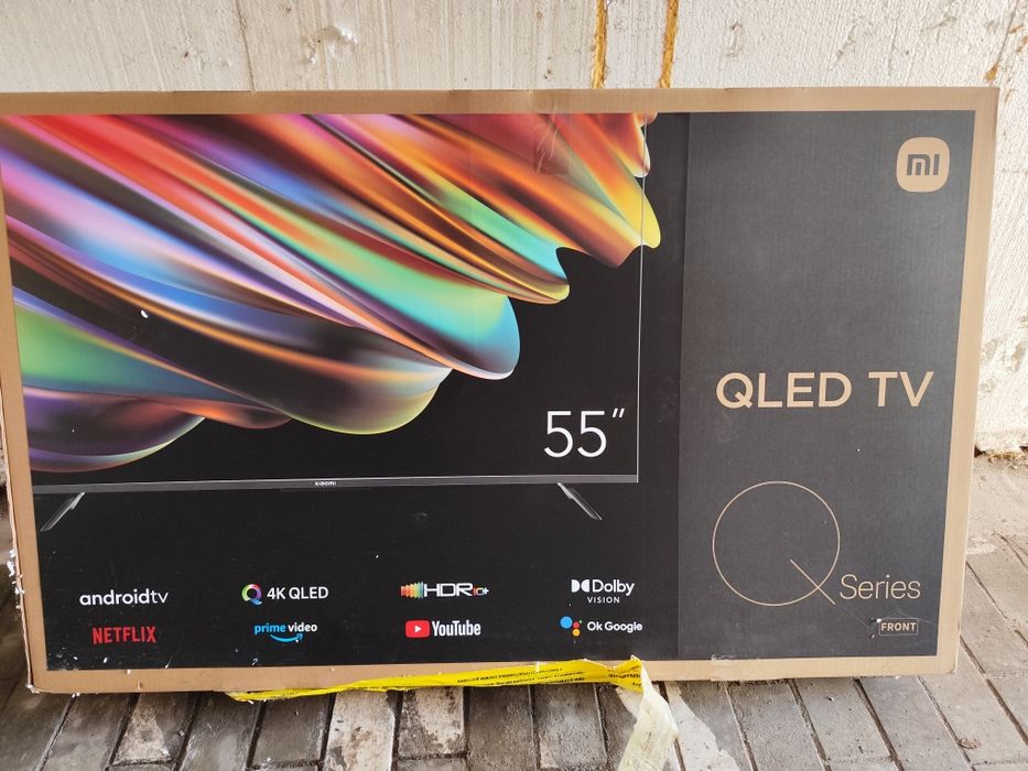 Телевизор xiomi55 QLed.