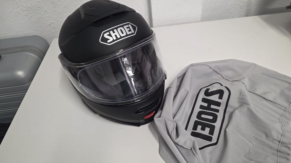 Capacete modular Shoei Neotec II + intercomunicador Sena SLR2 com viseira suplente espelhada