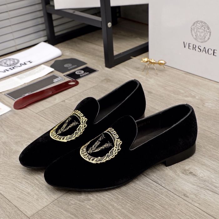 Mokasyny Versace Modne