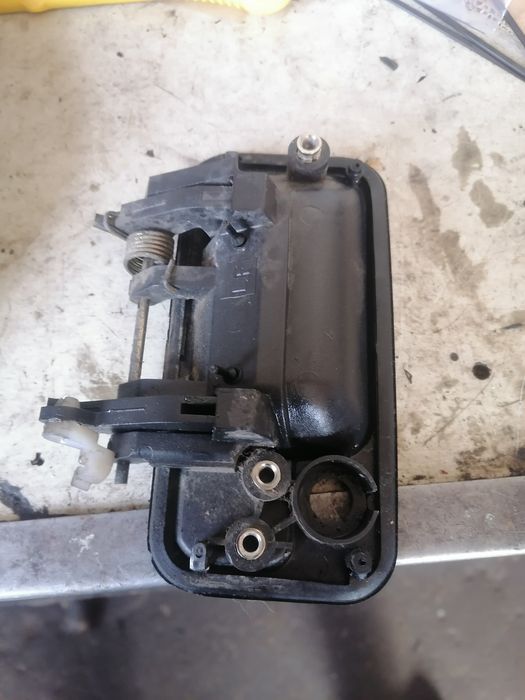 Опель фронтера А  ручка двери