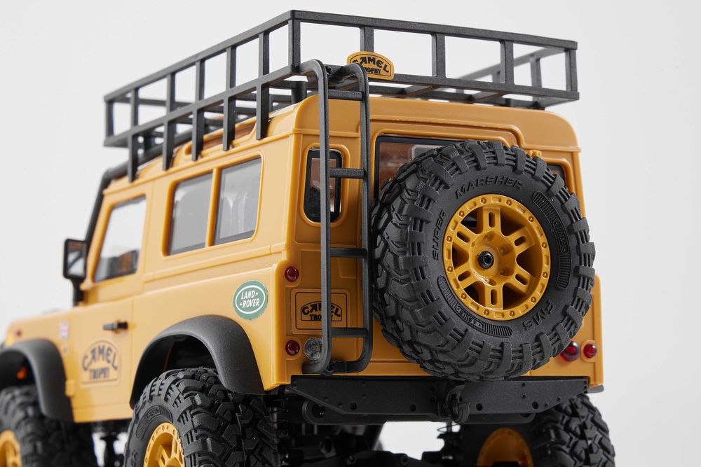 Машинка на радіокеруванні FMS 1:24 FCX24M Land Rover DEFENDER 90 Camel