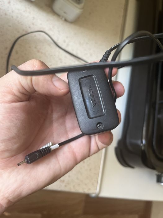 Зарядне устройство/ зарядний пристрій NOKIA N95/кнопочний тонкий вход