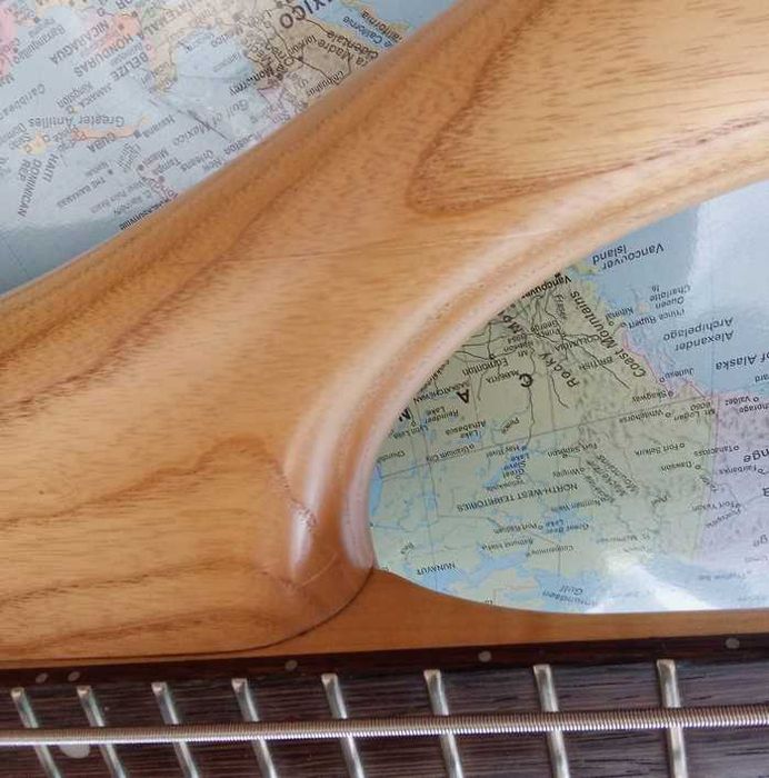 Mayones BE4 gitara basowa jesion , bartolini