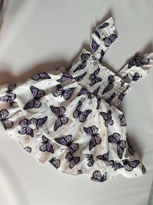 Ніжна сукня SHEIN 68 р