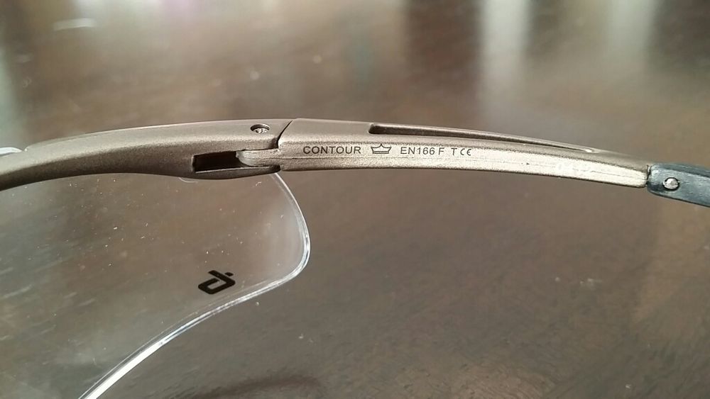 Okulary ochronne BOLLE CONTPSI + etui z mikrofibry