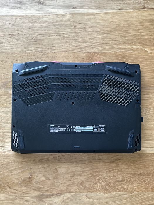 Acer Nitro 5 | RTX 3060 6 GB | i5-11400H | 32 GB RAM | 1,36 TB SSD | 144 Hz