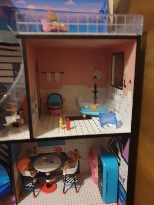 Lol suprise,  duży domek dla lalek 85 cm na 90..