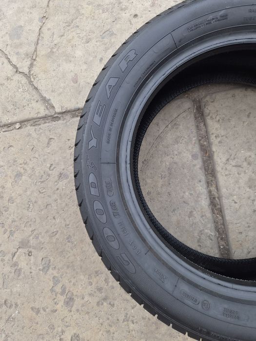Шини літні 195/55/r15, Goodyear EfficientGrip.