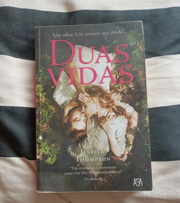 Livro "Duas Vidas" de Jéssica Thompson