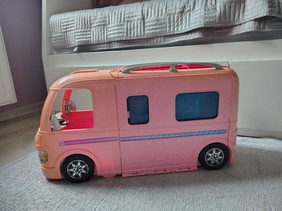 Barbie FBR34 wymarzony kamper Barbie