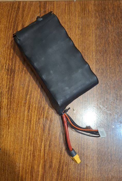 АКБ для FPV 6s2p 21,6-25.2, 8000-10000мА/г
BTRY 6s2p