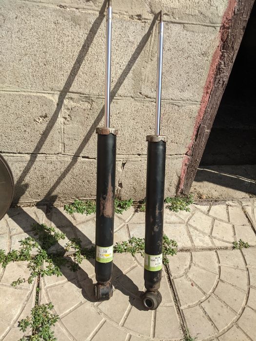 Стойки амортизаторов Мазда сх-55