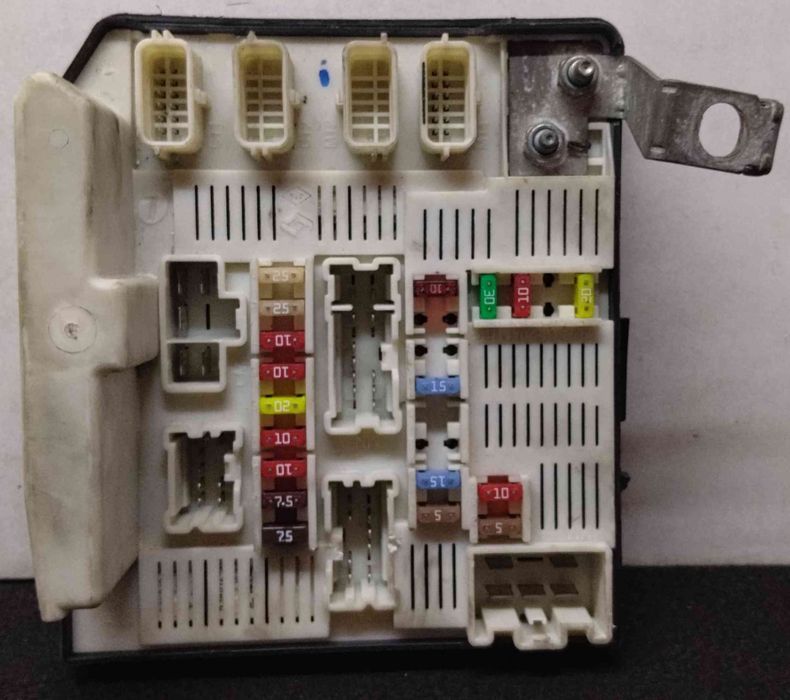 Caixa Fusíveis / SAM / BSI 8200481866 - RENAULT MEGANE II