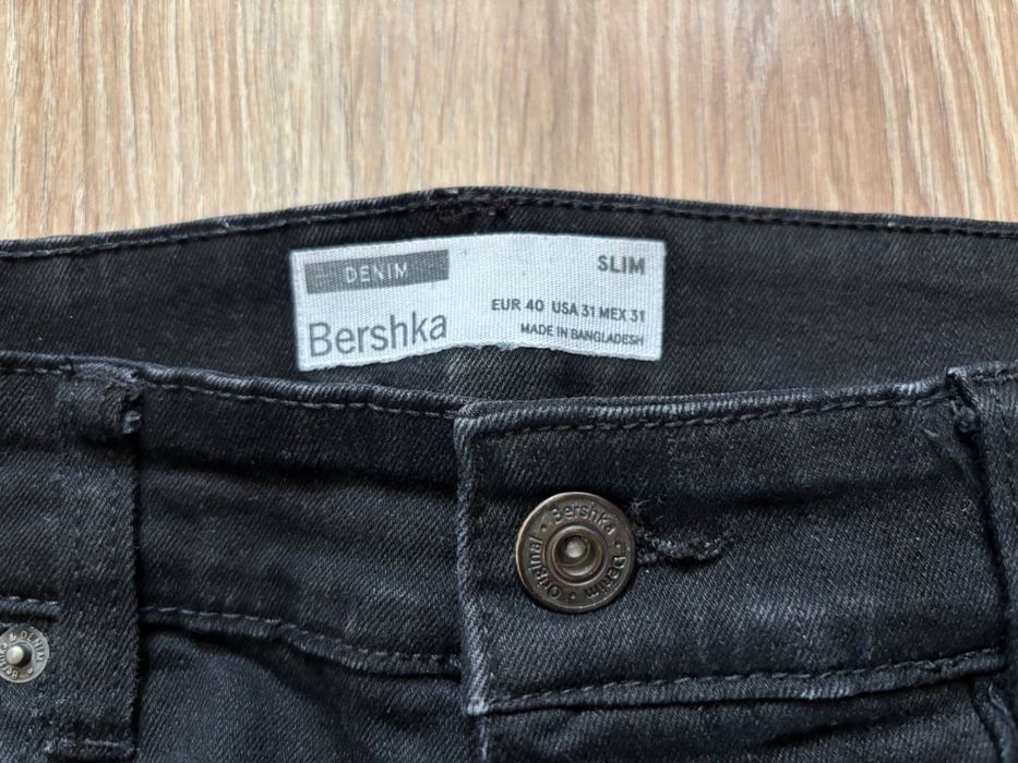 Джинси Bershka слім