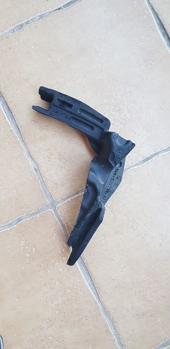 Уплотнитель жабо Пежо 3008