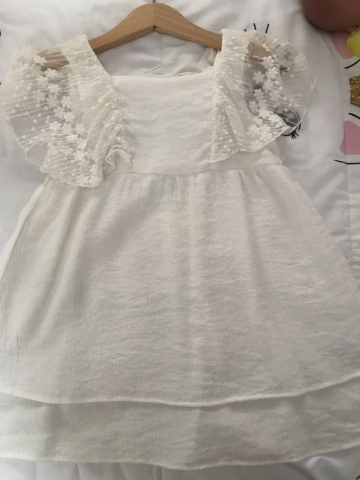 Vendo vestido Dadati branco 5 anos