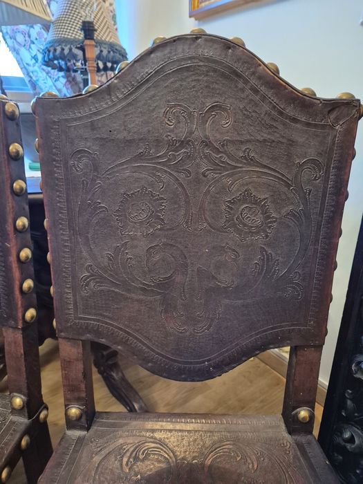 Conjunto 4 cadeiras madeira maciça e couro