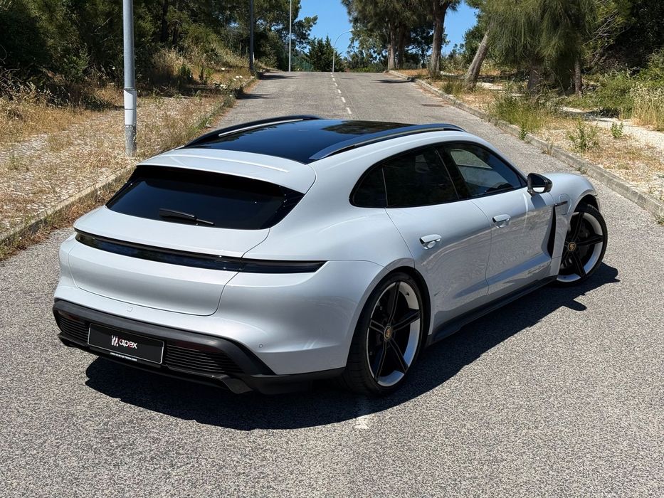 Porsche Taycan Sport Turismo Turbo S