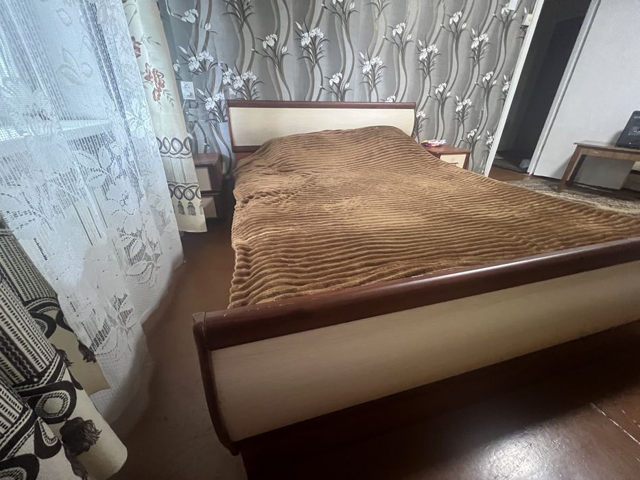 Двухспальня Кровать