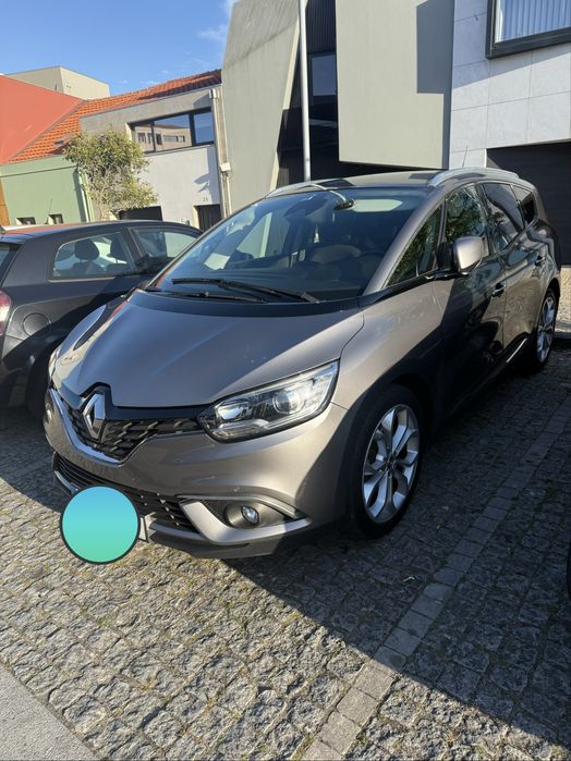 Vendo ou troco Renault Grand Scénic 2017 1.5 dCi 110 CV