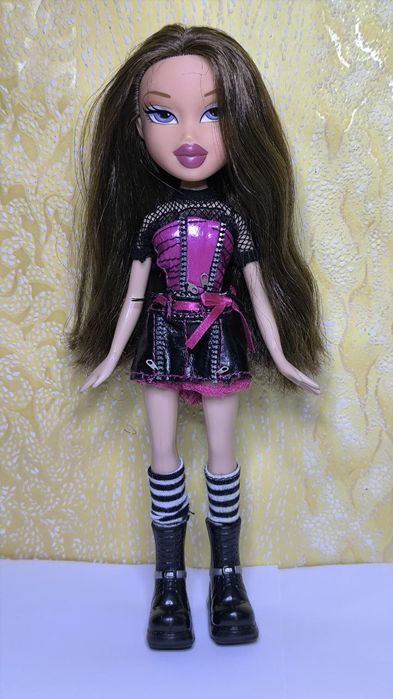 Bratz dana jasmin Sasha jade Phoebe cloe nevra Meygan