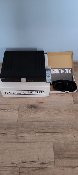 Wzmacniacz Musical Fidelity M2si – Stan Idealny, Komplet, Audiofilskie Brzmienie