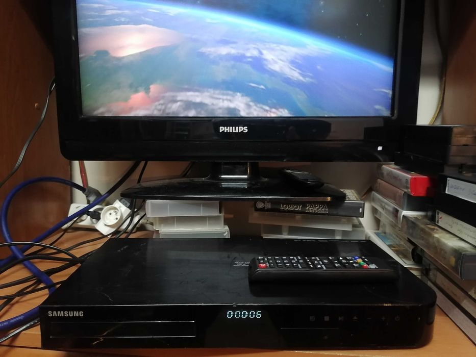 Odtwarzacz Blu-ray Samsung HT-H5200 pilot HDMI/USB