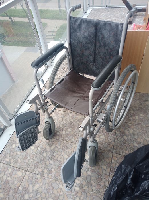 Składany wózek inwalidzki