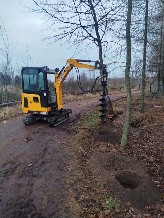 Wynajme koparkę rebak do galezii minikoparke wywrotka minikoparka uslugi koparka