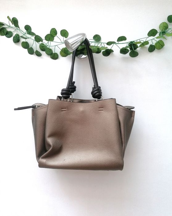 Mala de Cor Metálica