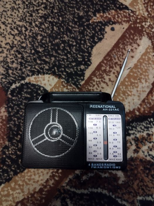 Radio Renational bez zasilacza
