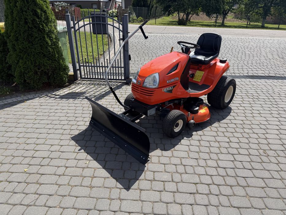 Traktorek Kosiarka Kubota T1880 z pługiem Super Stan