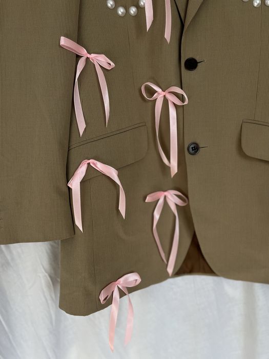 Піджак жіночий бежевий, гарно застилізований