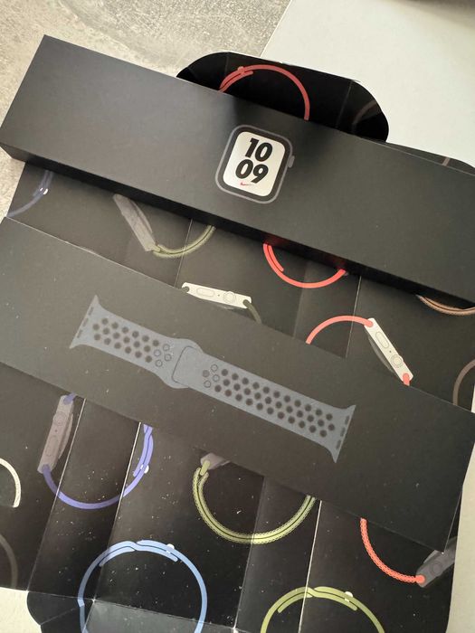 Apple Watch Nike SE GPS, 44mm Space Grey Aluminium Case