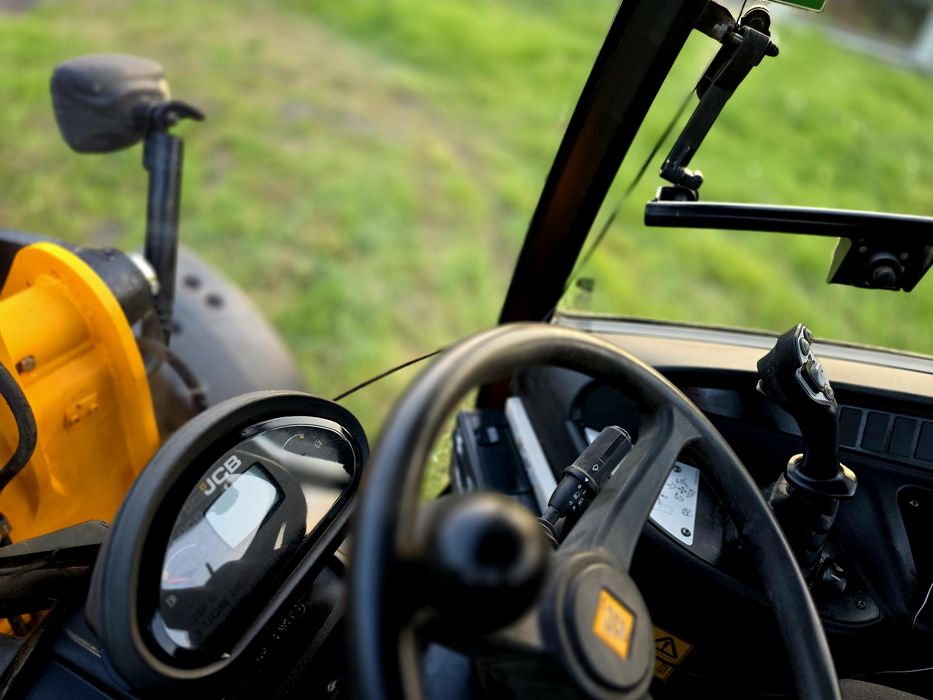 Ładowarka JCB 409 T4 rok 2017 przegubowa bardzo dobry łyżka szczękowa