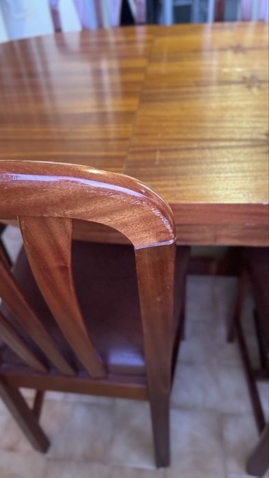 Mesa de Jantar Extensível + 6 Cadeiras