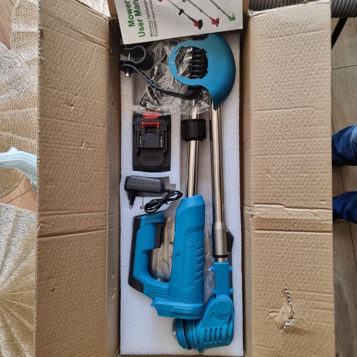 Akumulatorowa podkaszarka na baterie typu Makita