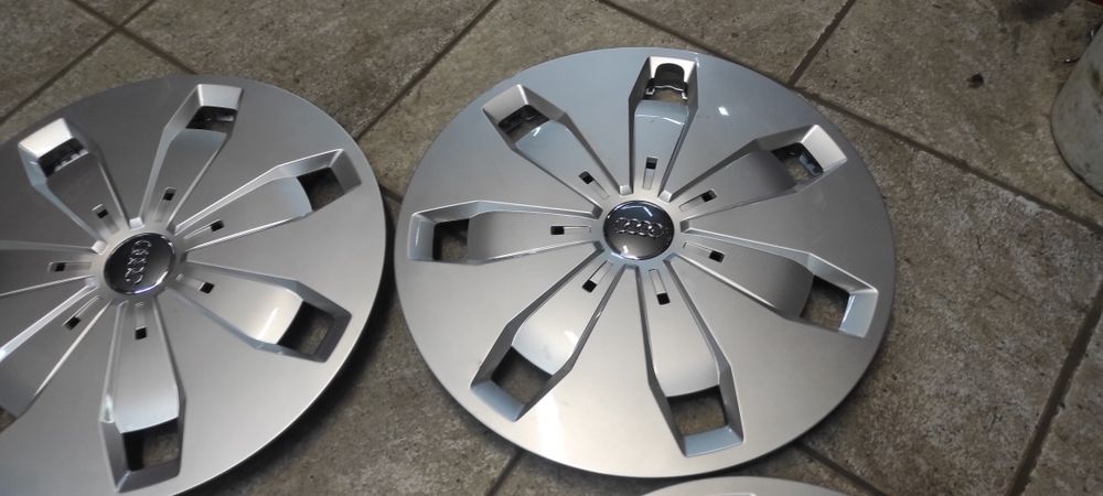 Kołpaki 16" dekle Audi OE Q2 A3 8V 81A.601.147 4 sztuki