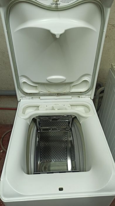 Продам пральну машинку Зануси  5,5 кг