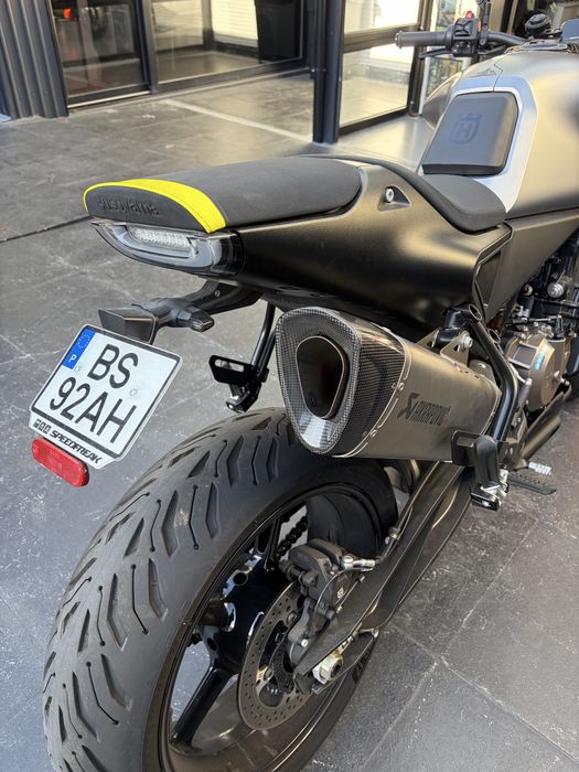 Husqvarna Vitpilen 801