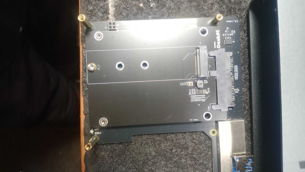 DeskPi Pro do Raspberry Pi 4