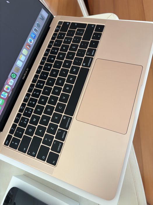 Macbook air 2019