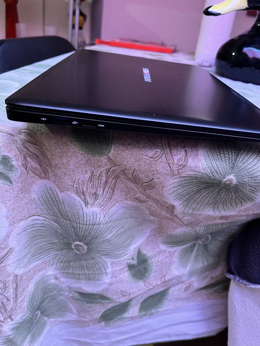 Portatil Star Premium usado como novo.