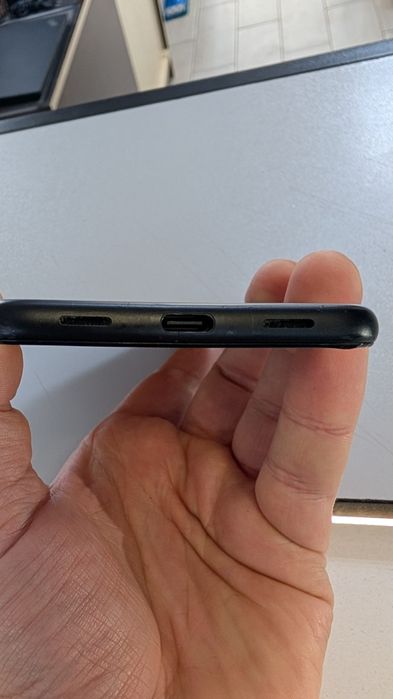 Google Pixel 4a 5g ( не працюють камери, без дисплея)